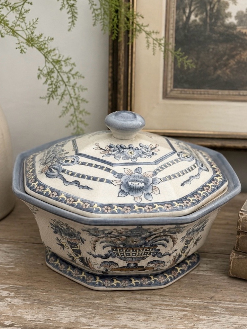 Vintage Asian Chinoiserie Lidded Bowl Decor. Chinese | French Country | Floral